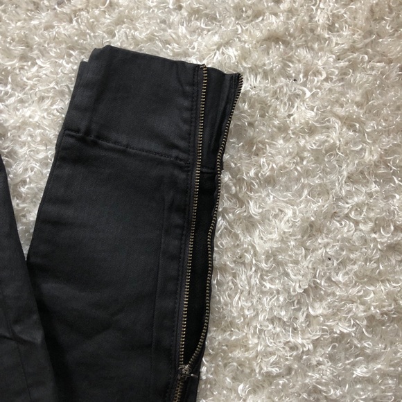 Made in USA Coated Jeans by Habitual - Picture 3 of 9